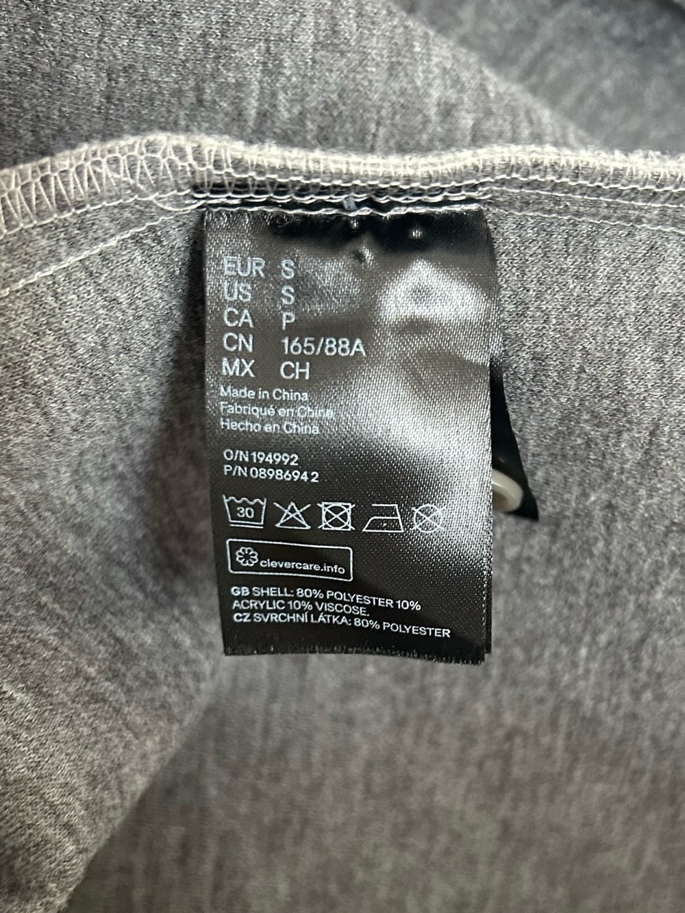 H&M Gray Oversized Button-Front Shacket - Picture 4 of 4